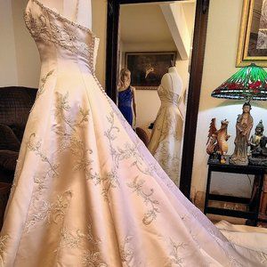 Anjolique Bridal Gown Size 6